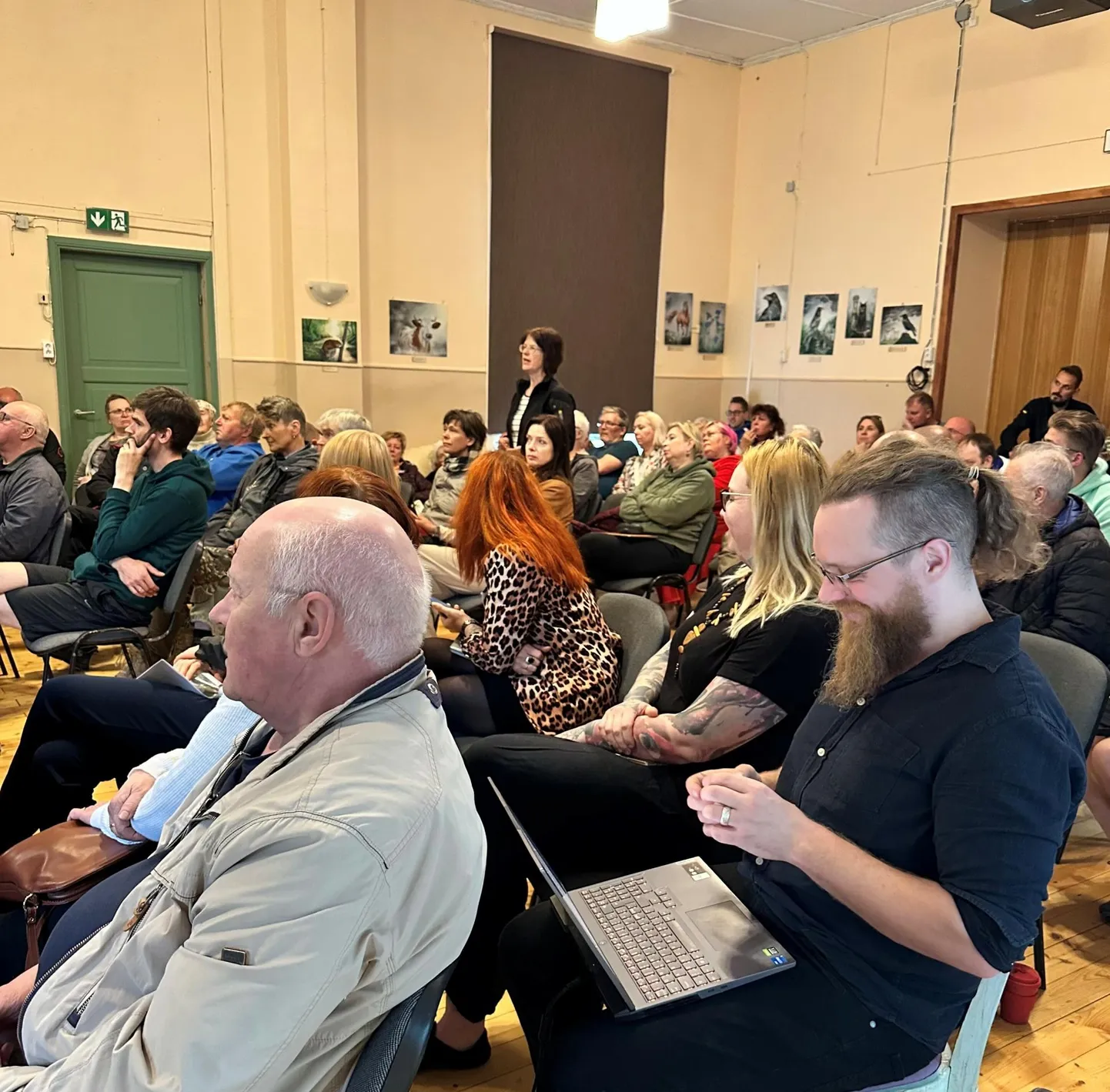 Avalik arutelu Tagapere liivakarjääri rajamise teemal.
