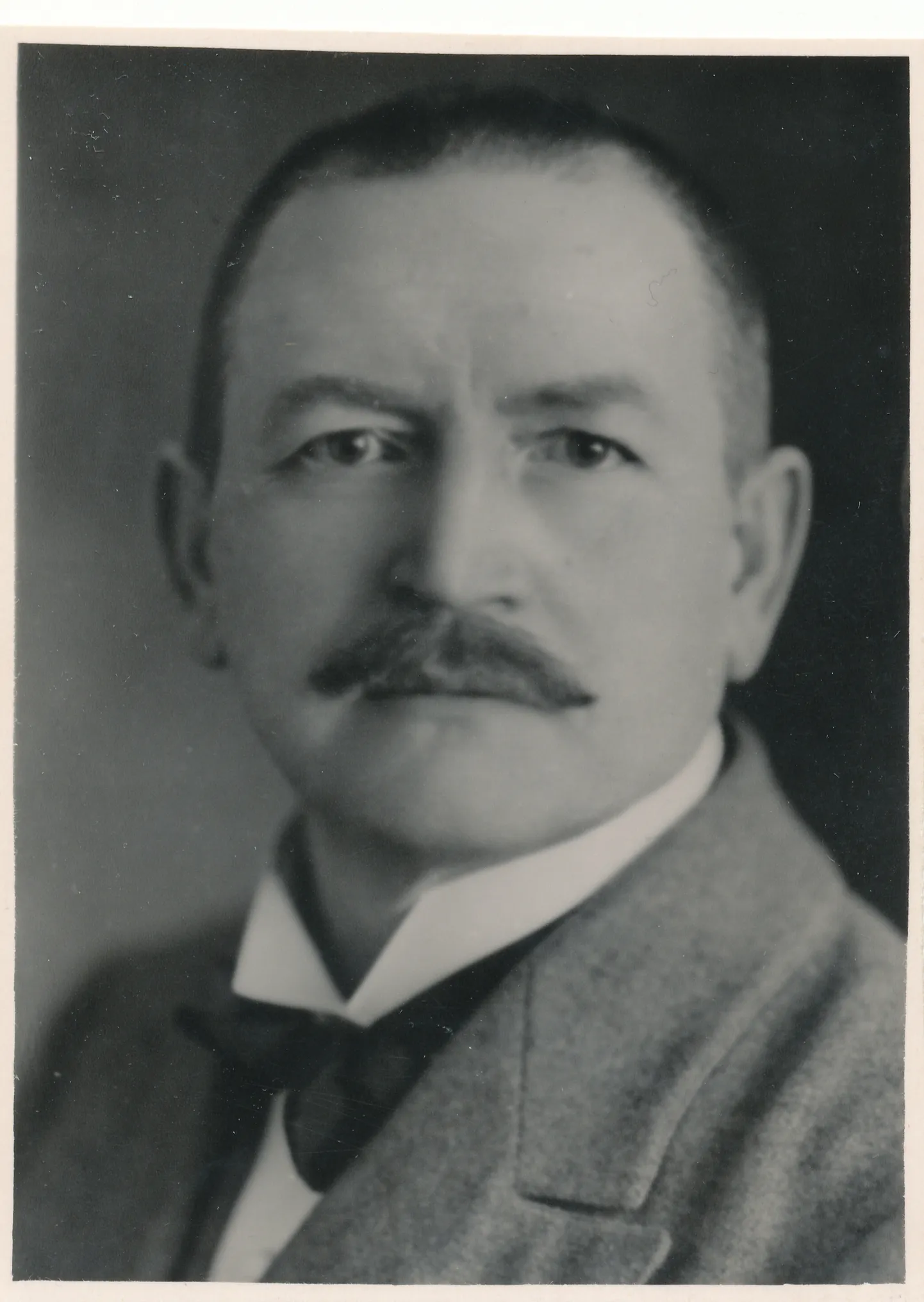 Ernst Enno 19. sajandi lõpus või 20. sajandi alguses.