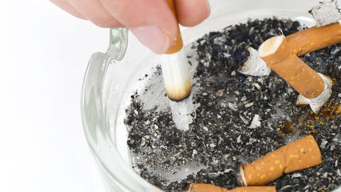 Ученые рассказали, что вызывает зависимость от табака, кроме никотина