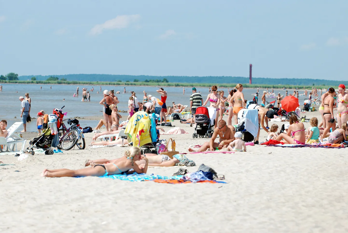Suvine Pärnu rand.