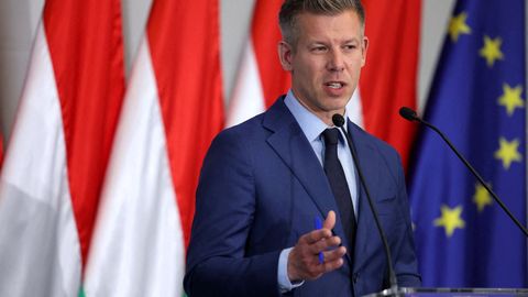Ungari riigivalitsemist puhastada lubanud Magyar nimetas ministriks oma õemehe