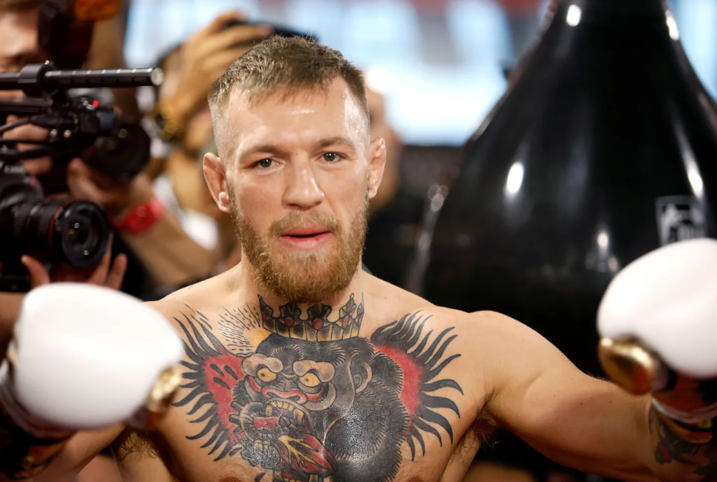 Conor McGregor lasi meedial ühest oma treeningust osa võtta.