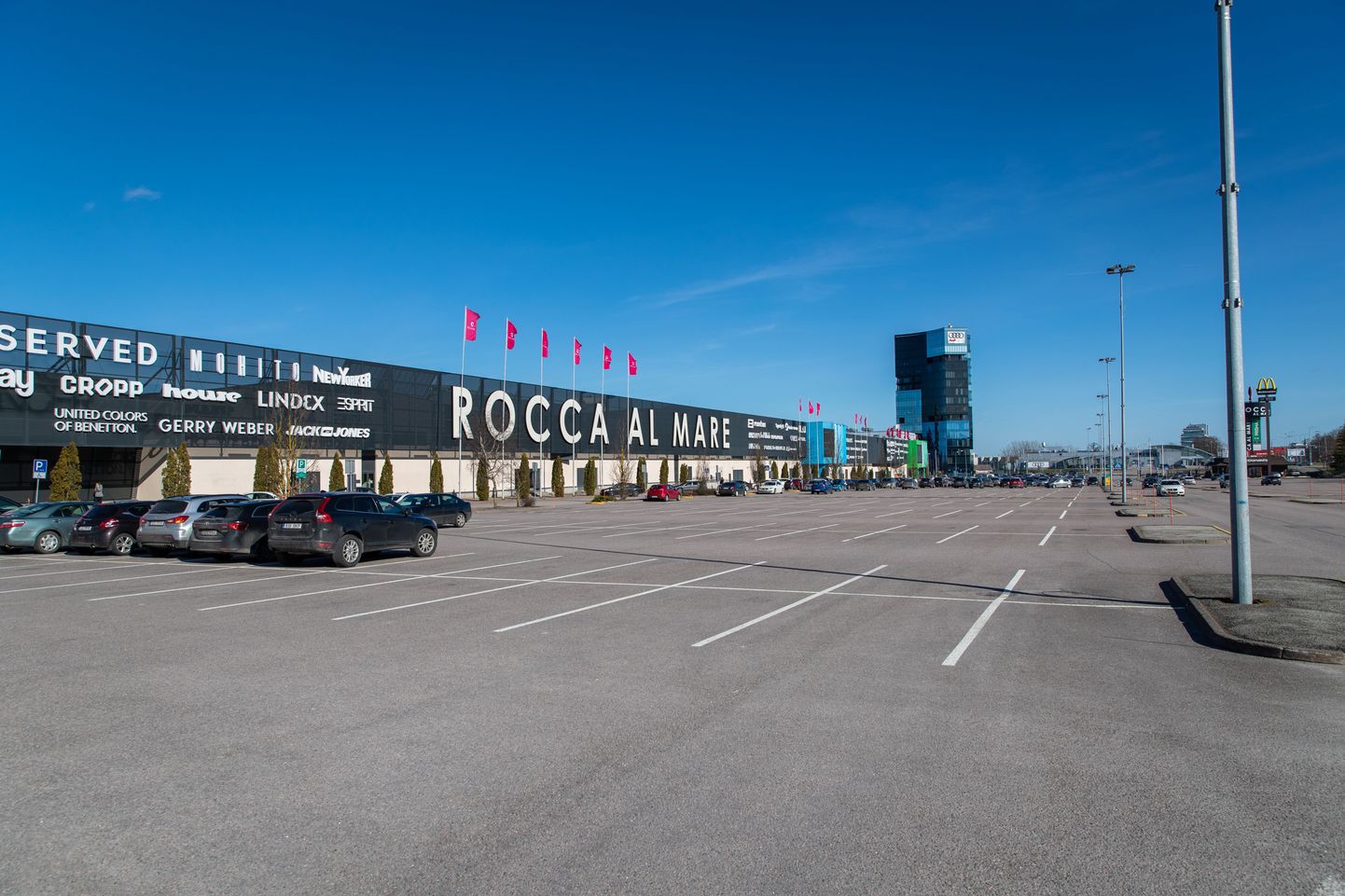 Rocca al Mare kaubanduskeskus