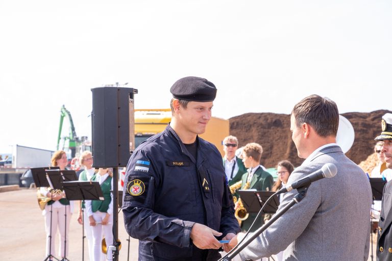 NAGU TAVAKS, andis Saaremaa vald ka sel aastal välja noore meremehe preemia. Selle pälvis Reimo Niilisk.
