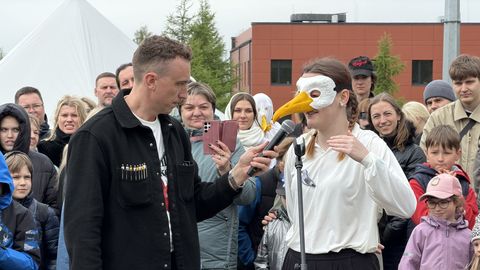 VIDEO ⟩ Pirmoreiz Latvijā notiek kaiju saucienu atdarināšanas sacensības