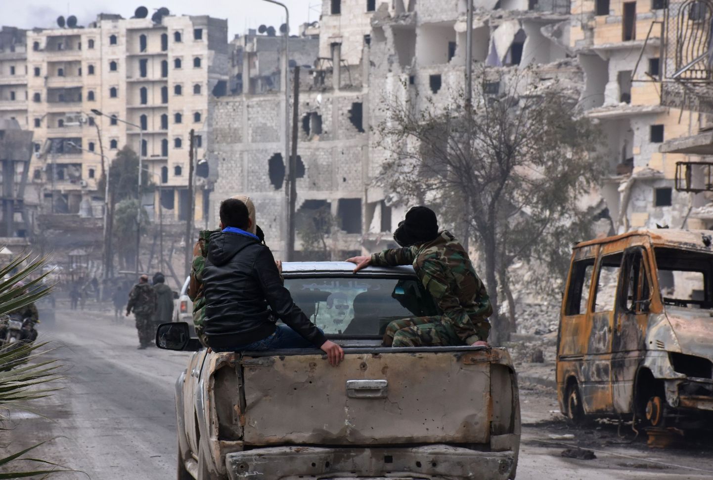 Süüria sõdurid Aleppos. Sel aastal käis konfliktikolletes ilmselt vähem ajakirjanikke. Foto on illustratiivne.