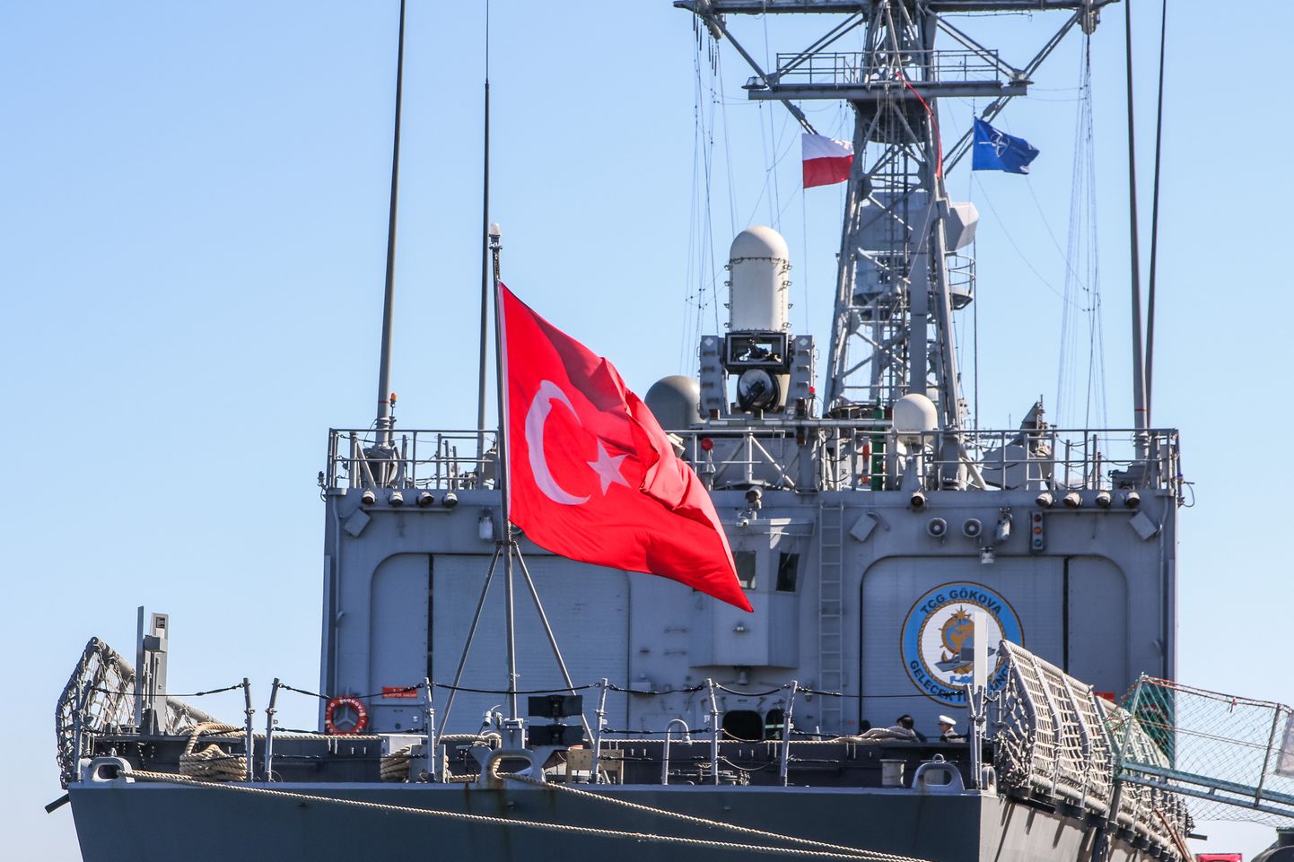 Türgi sõjalaev Gökova 19. aprillil Poola Gdynia sadamas osana NATO esimese alalise laevarühma visiidist.