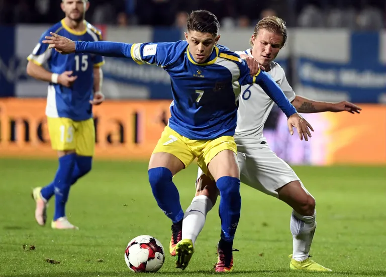 Hollandi kõrgliigas mängiv Milot Rashica (vasakul) on üks neist mängumeestest, kelle Albaania koondis Kosovole kaotas. FOTO: Scanpix