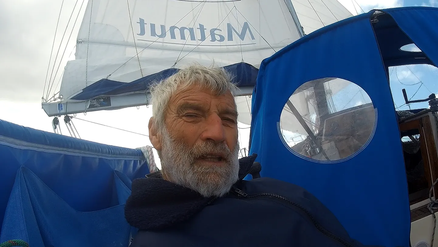 Jean-Luc Van Den Heede oma Rustler 36 tüüpi pujeka MATMUT pardal võistlusel Golden Globe Race 2018