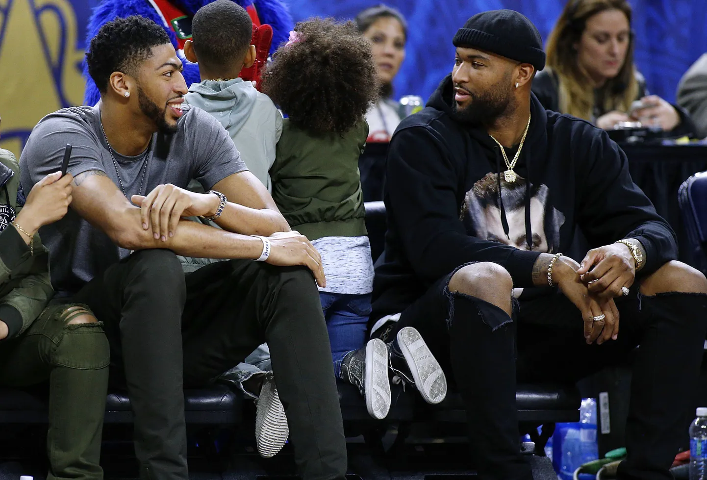 USA koondisesse kuuluvad Anthony Davis (vasakul) ja DeMarcus Cousins on nüüdsest ka klubikaaslased.