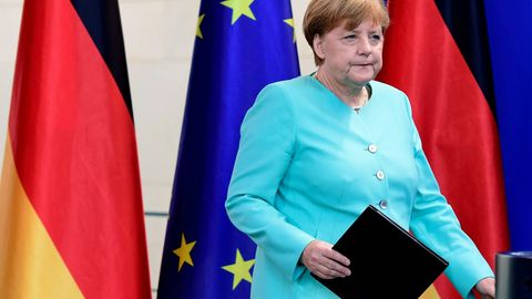 Меркель признала ошибки ЕС и призвала их исправлять  