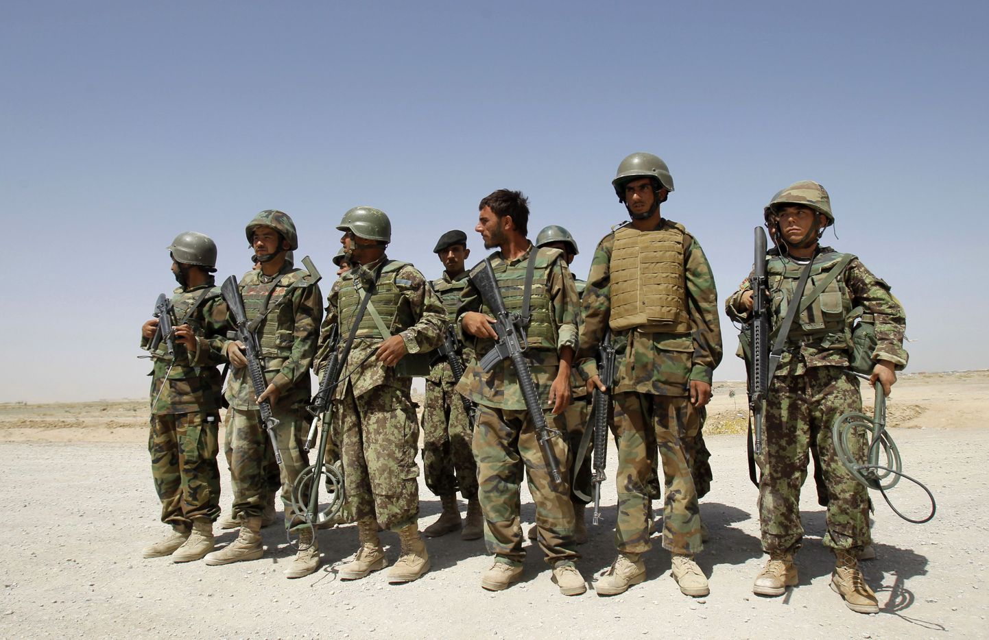 Солдаты армии Афганистана.