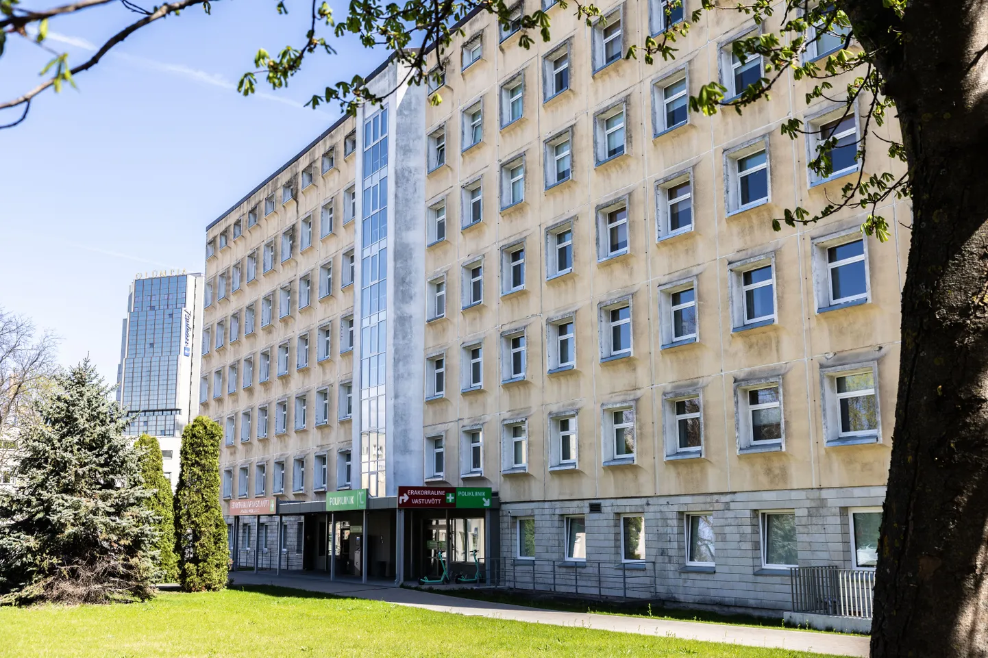 Ida-Tallinna keskhaigla (ITK) hoone Ravi tänaval.