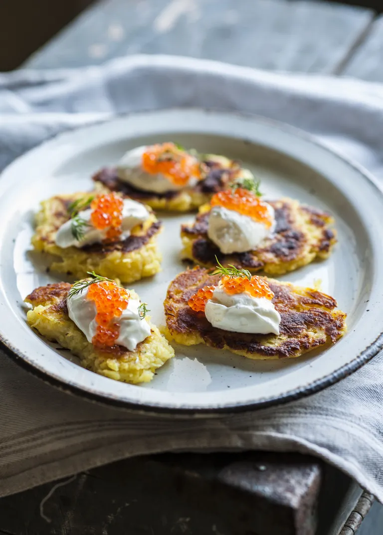 Kartulirösti kalamarjaga.