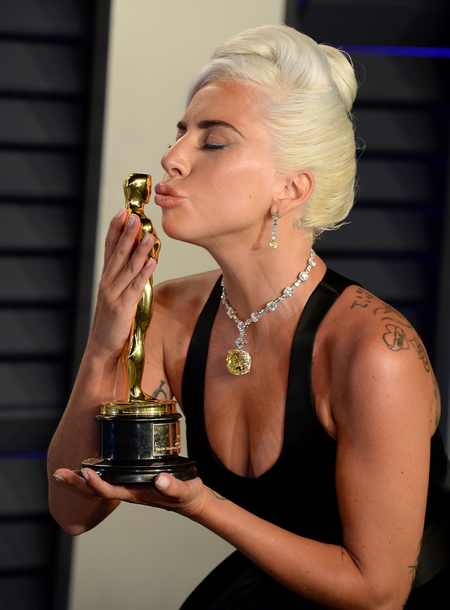 Lady Gaga parima filmilaulu Oscariga