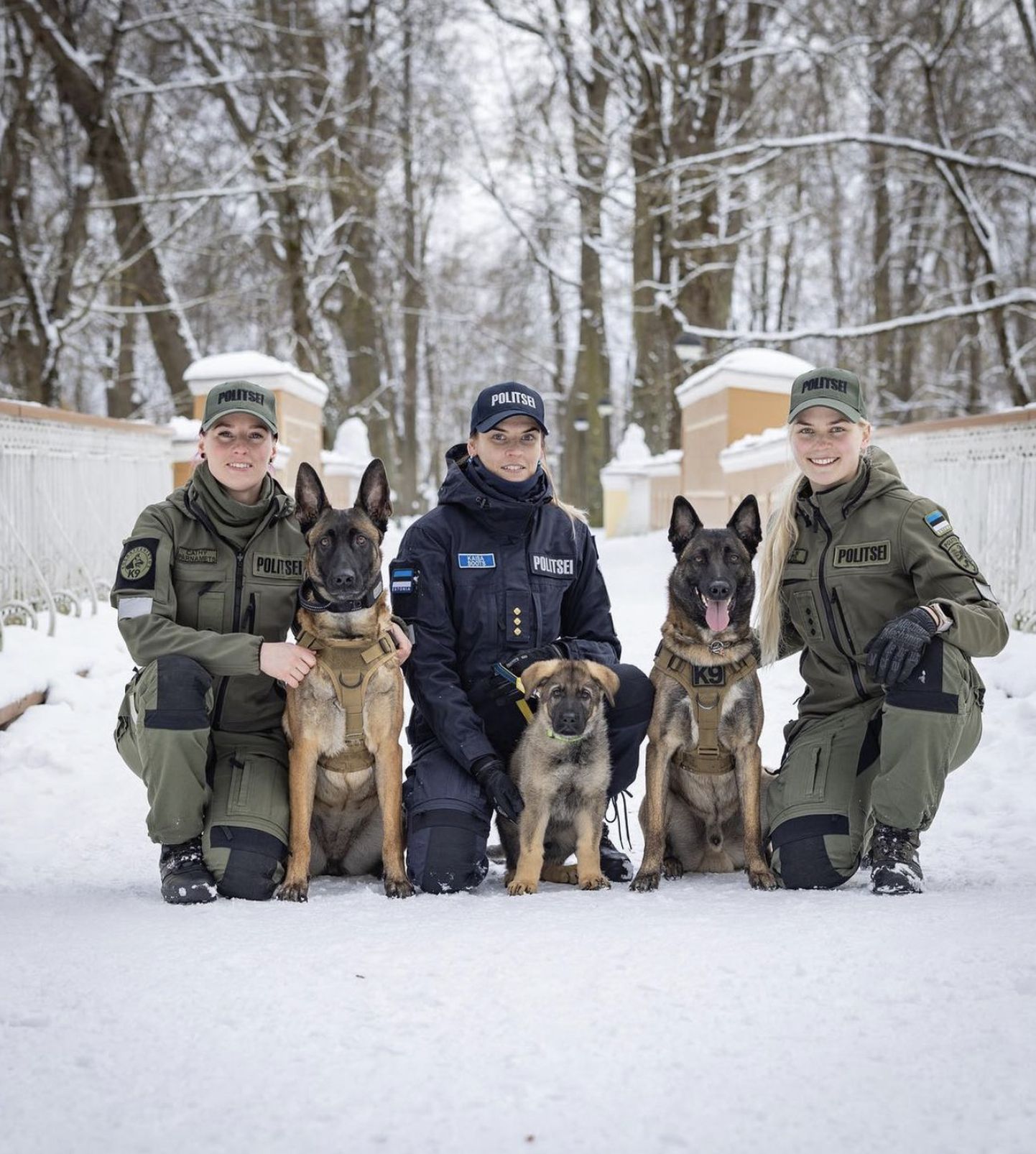 Женщины-полицейские Эстонии поздравляют