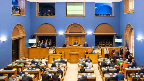 OTT LUMI JA LEIF KALEV ⟩ Eesti on demokraatia pingete poolest üsna tavaline lääneriik. Mõned asjad torkavad siiski silma