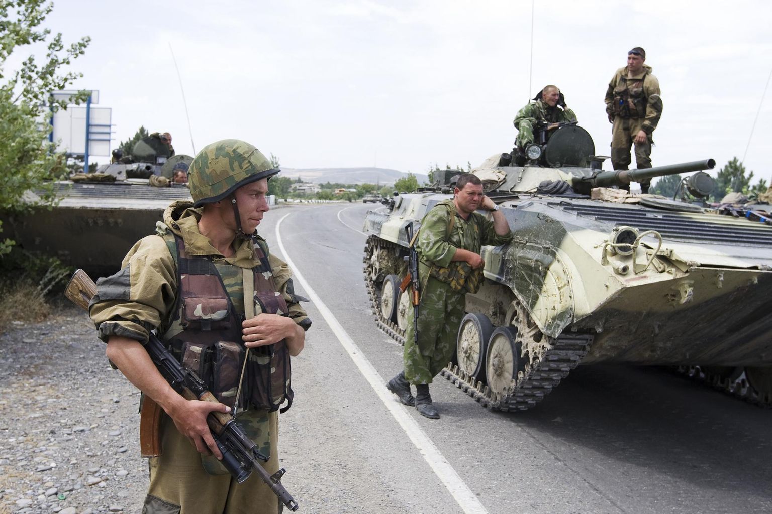 14. august. Vene sõjaväelased Gori linna piiril.