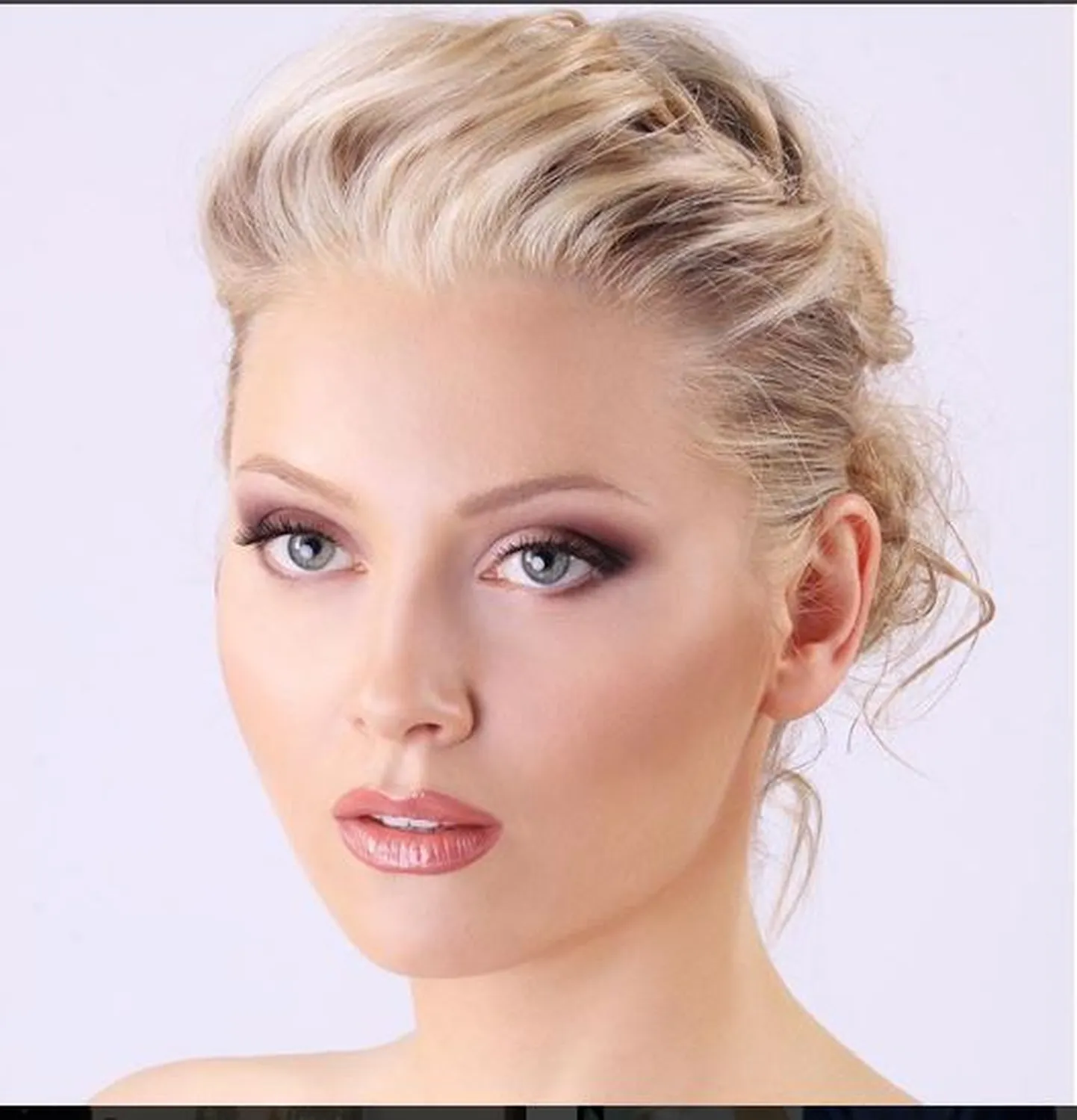 Лена Ленина