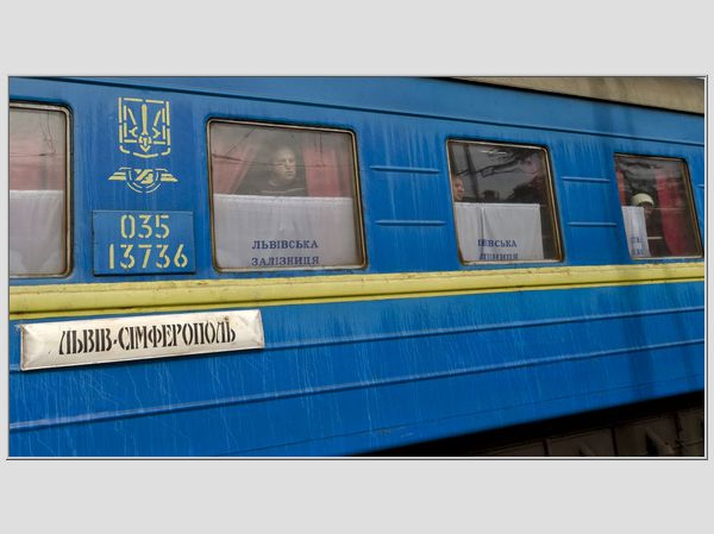 Lvivi-Simferopoli rong.