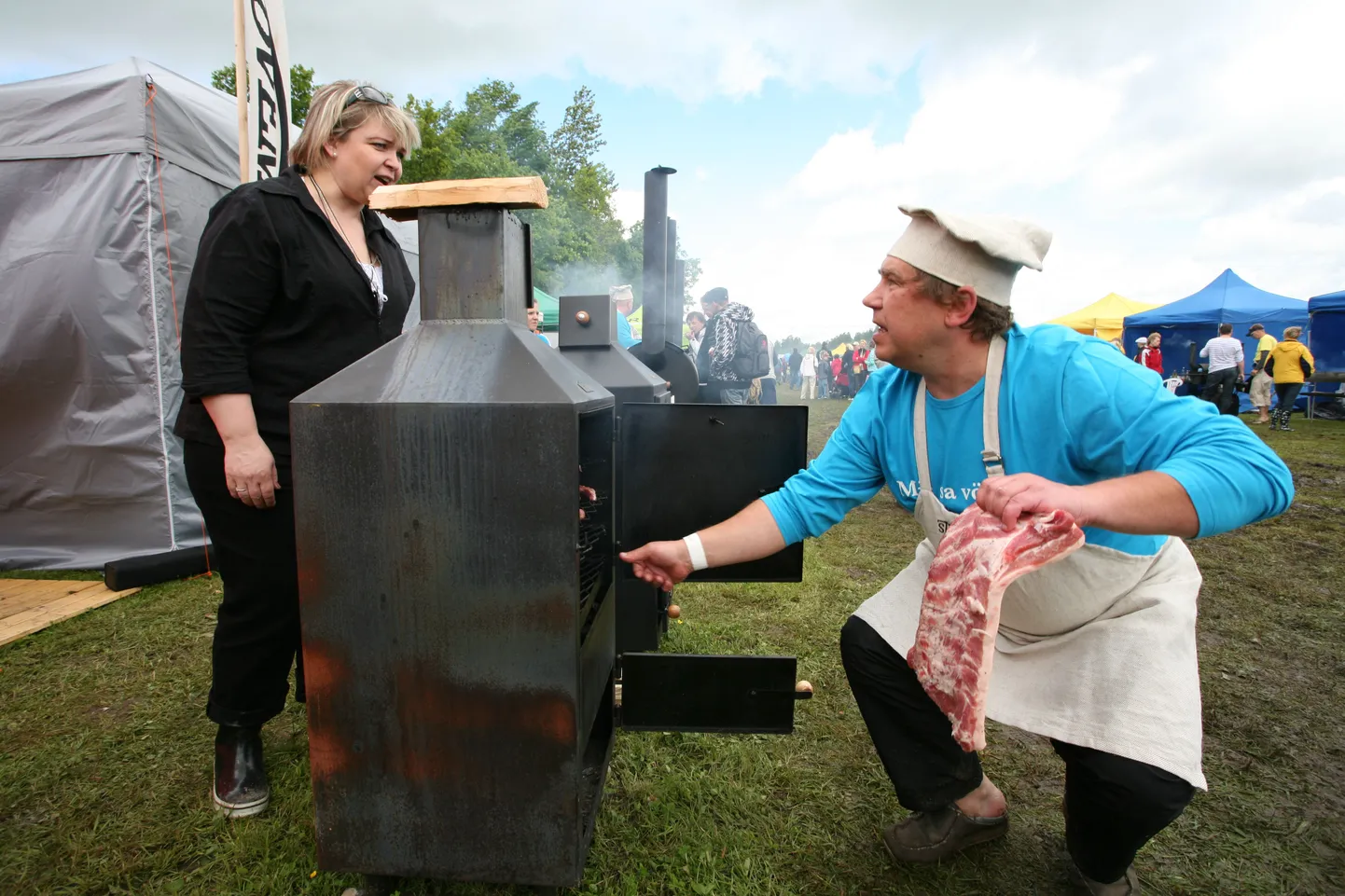Taas selgitatakse Eesti parimad grillimeistrid. Fotomeenutus mulluselt "Grillfestilt".