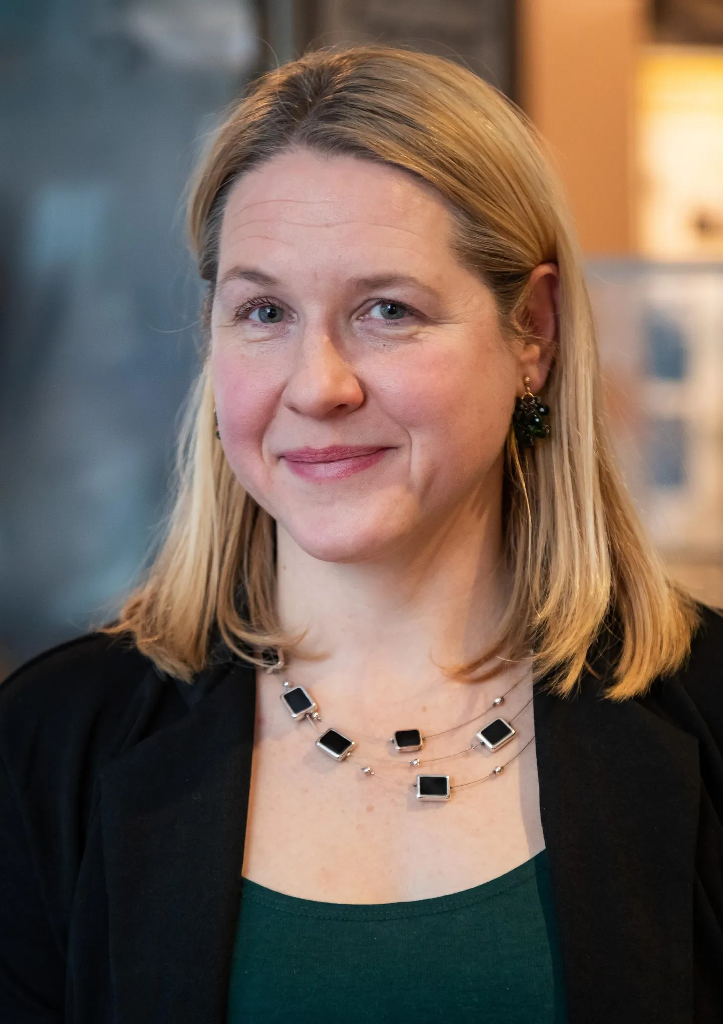 Kirjandusteadlane, Tallinna Kirjanduskeskuse direktor Maarja Vaino.
