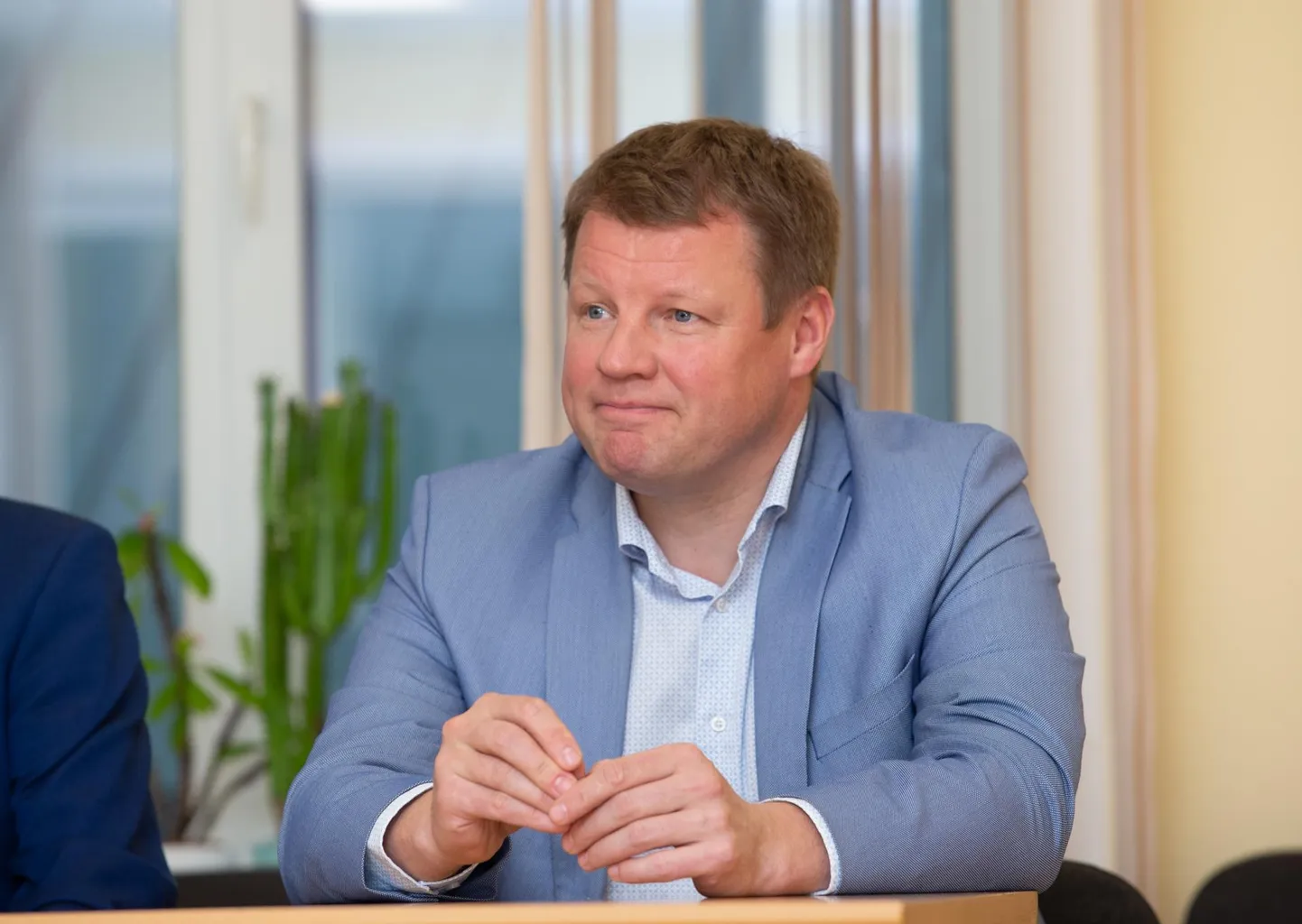 Jaak Raie läks pärast neljakuulist Põhja-Sakala vallavanematööd Harnot juhtima.