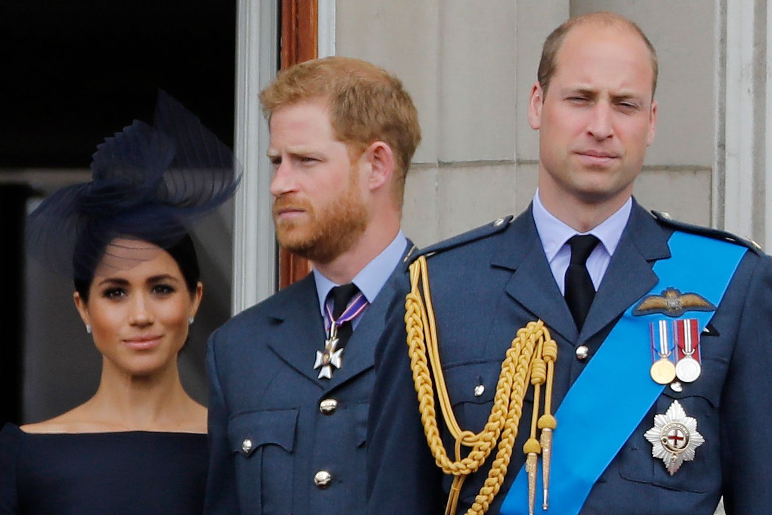 Герцогиня Меган, принц Гарри, принц Уильям на балконе Букингемского дворца, 10 июля 2018