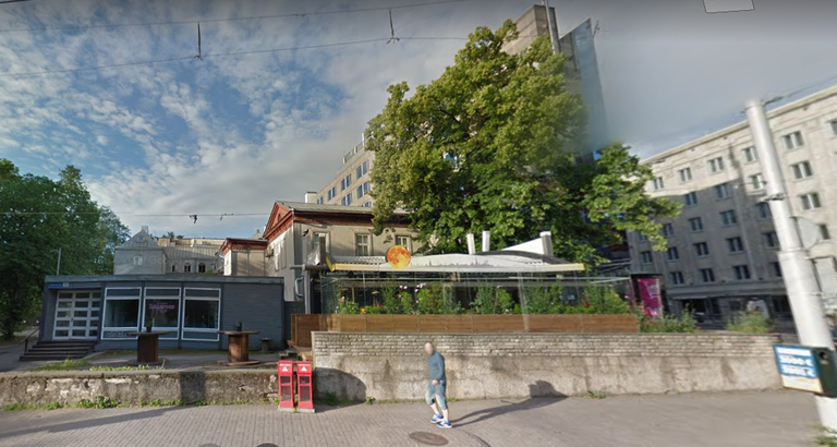 На карте Таллинна в Google еще живы и цветочный павильон, и бургерная Jahu.
