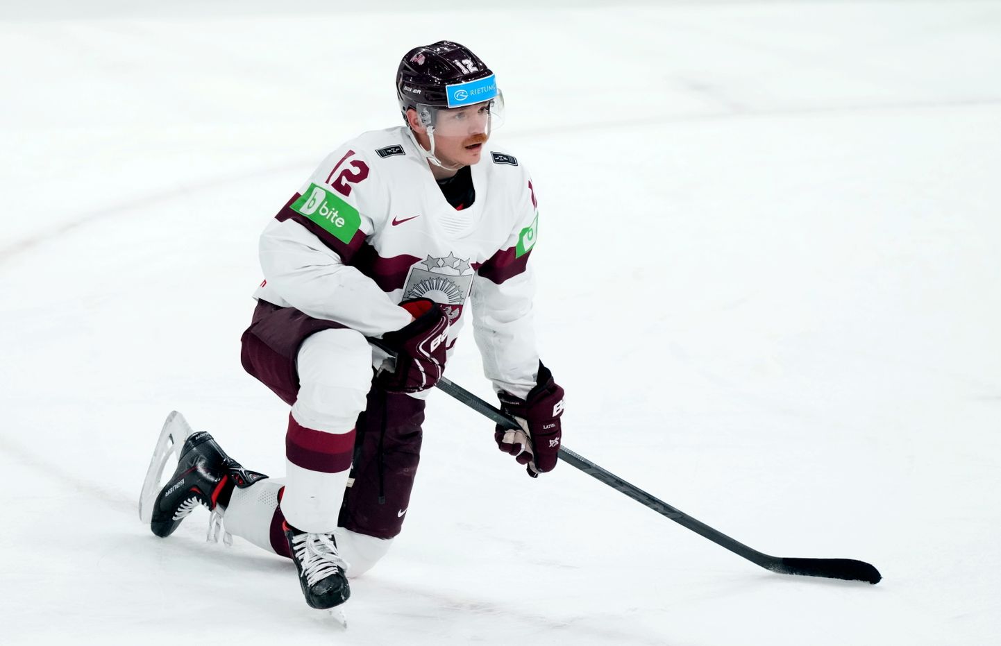 Latvijas hokeja izlases spēlētājs Rihards Marenis