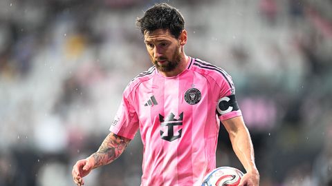 Messi ostab Hispaania tugevuselt teise liiga jalgpalliklubi