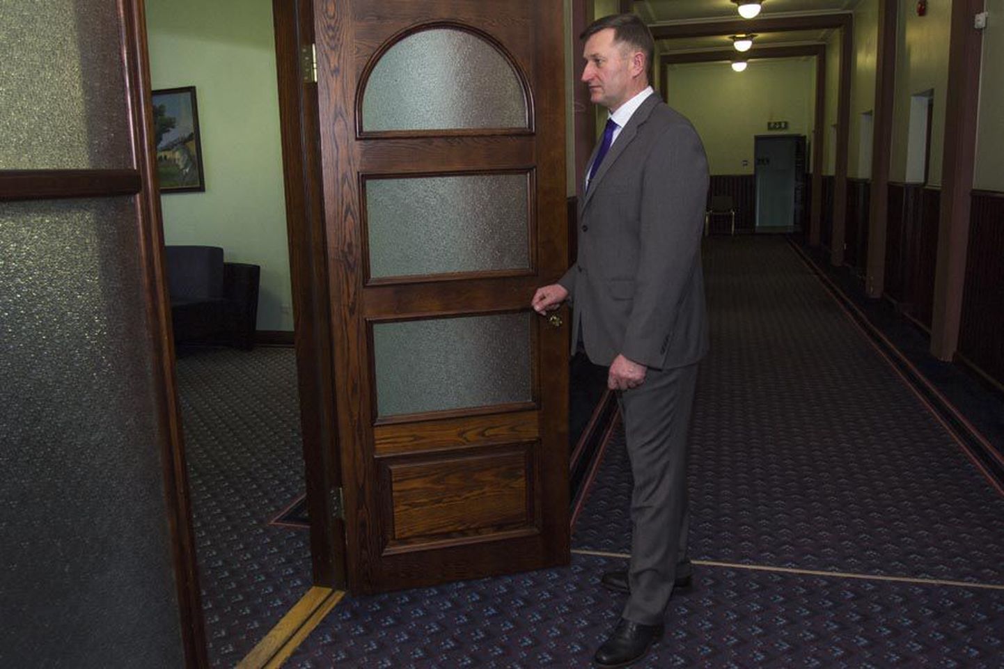 Kui Erich Palm 2014. aasta sügisel esimest korda maavanemana oma kabineti uksest sisse astus, ei rääkinud veel keegi, et ta jääb selles ametis viimaseks. Nüüd näib see üpris tõenäoline olevat.