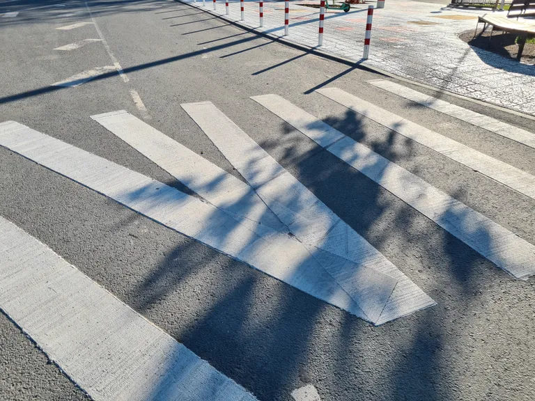 Пешеходный переход на мосту Ильвесе.