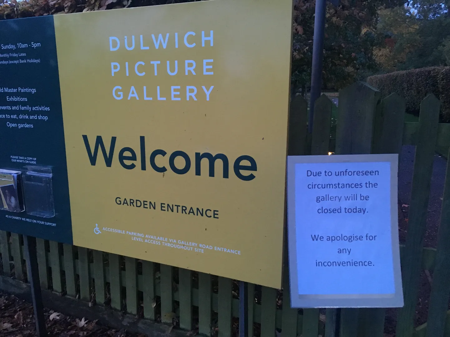 Londonis asuvast Dulwich´i maaligaleriist üritas tundmatu kunstivaras eile õhtul kaasa viia hinnalisi Rembrandt´i maale.
