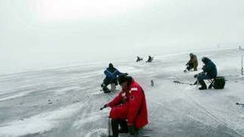 В Пярнуском заливе спасены восемь латвийских рыбаков
