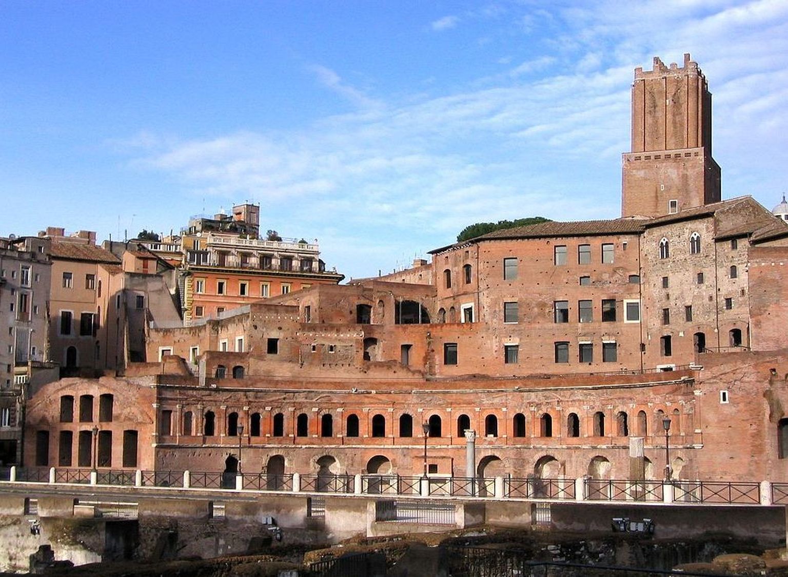 Traianuse turg, mida peetakse maailma esimeseks ostukeskuseks