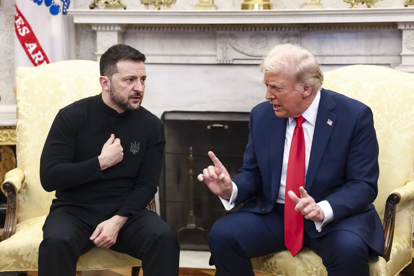Volodõmõr Zelenskõi ja Donald Trump Valge Maja Ovaalkabinetis 28. veebruaril 2025.