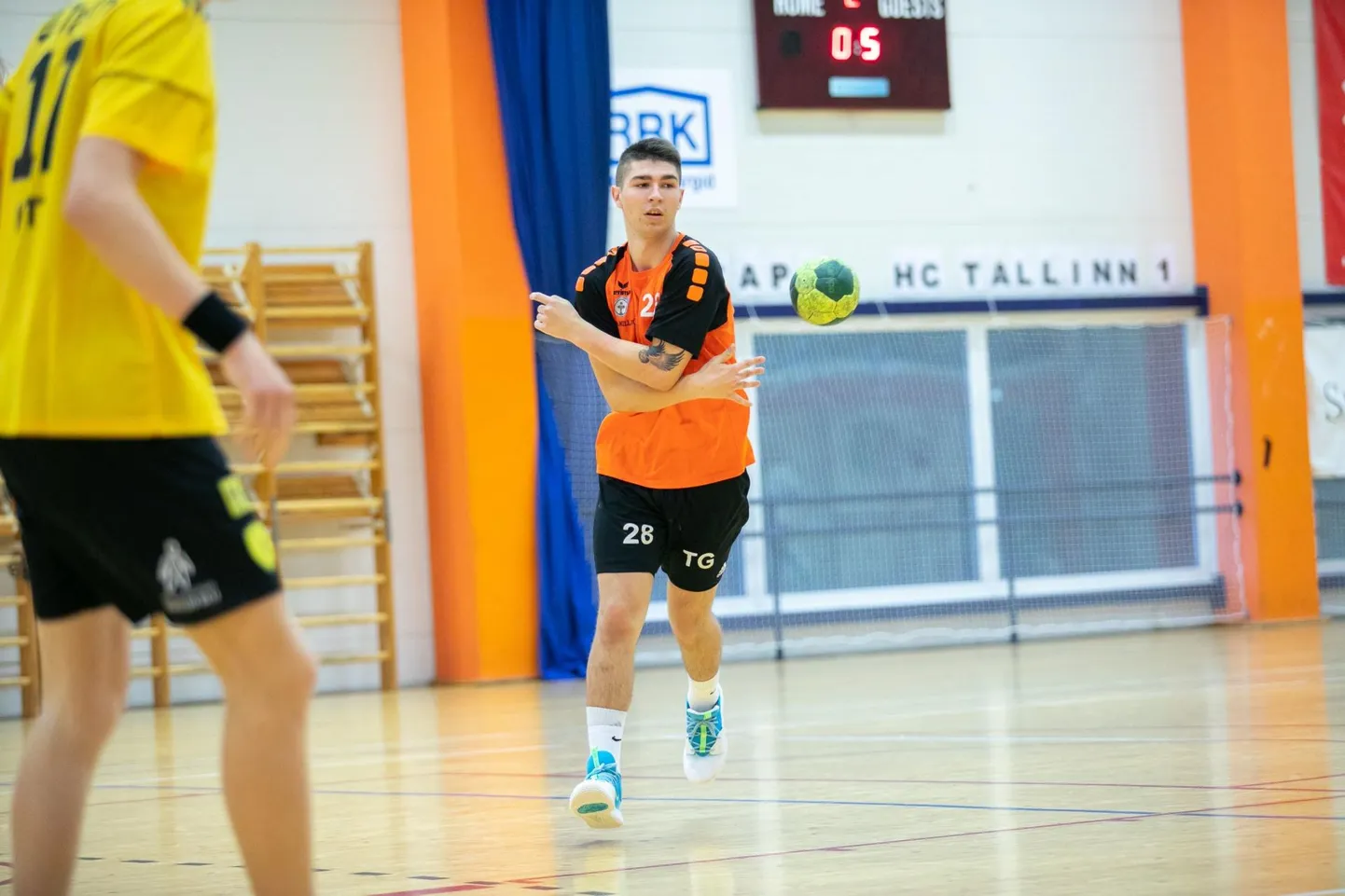 Marten Saar oli üks kaheksast sitkest Tapa käsipallurist, kes üleeile põlvalastele nende koduplatsil närvikõdi valmistasid.