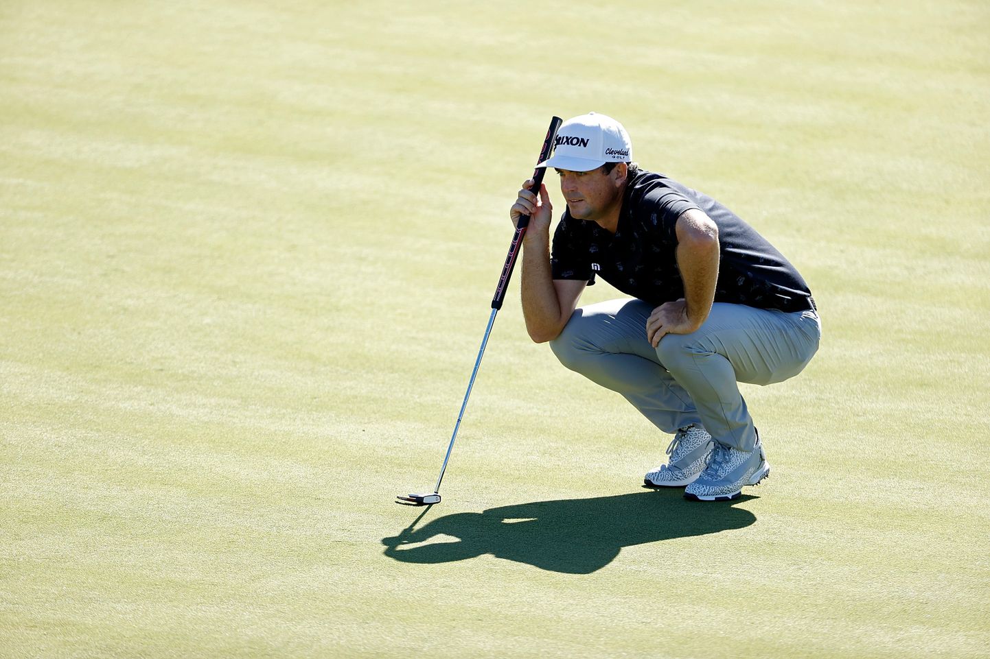 USA golfitäht Keegan Bradley pidi Genesis Invitational turniiril tunnistama loodusjõudude ülemvõimu.