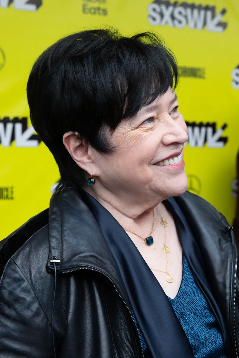 Kathy Bates