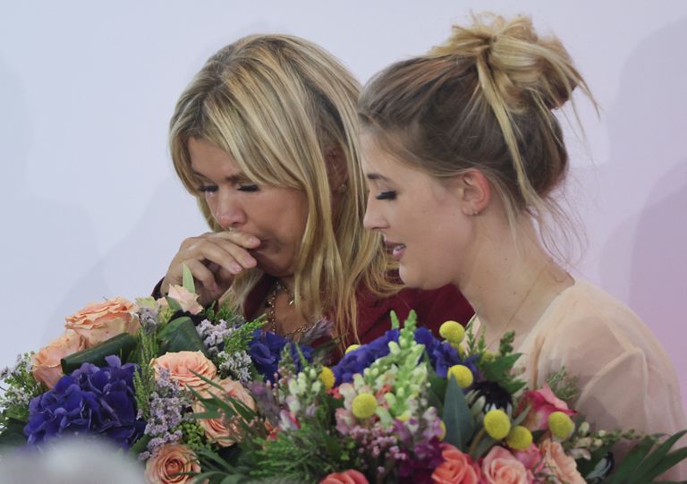 Michael Schumacheri abikaasa Corinna (vasakul) ja tütar Gina-Maria.