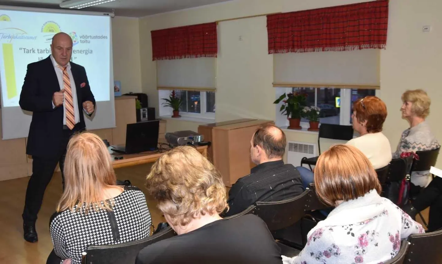 EKÜL-i esimehe Andres Jaadla sõnul võetakse seekordsel suurfoorumil luubi alla asjaajamise lihtsustamine. Foto on illustratiivne.