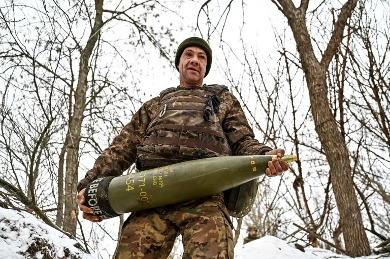 Украина призывает Запад производить больше артиллерийских снарядов