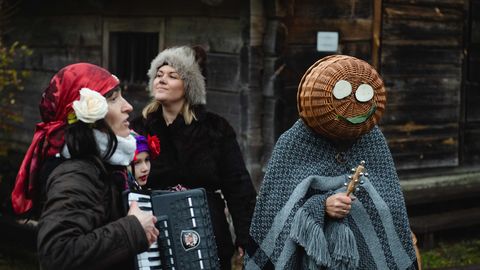 Mārtiņdiena klāt! Pareģojam un klājam galdu!