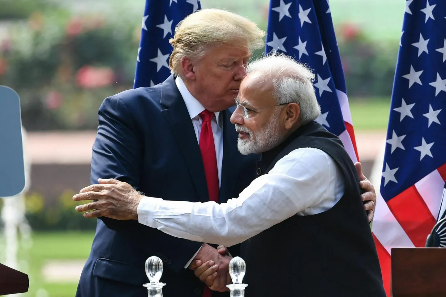 Vanad sõbrad Ameerika Ühendriikide president Donald Trump ja India peaminister Narendra Modi viis aastat tagasi New Delhis.