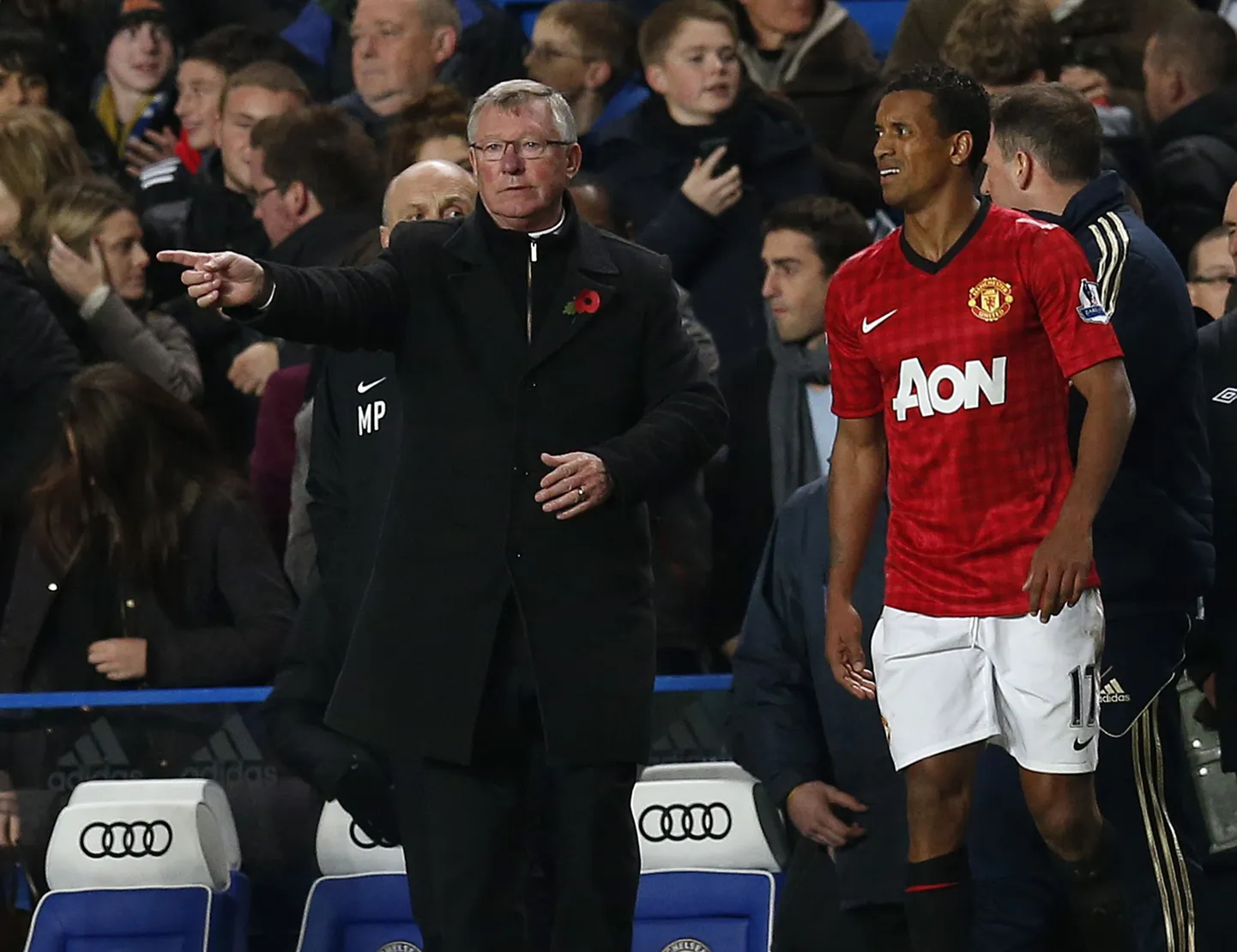 Sir Alex Ferguson (vasakul) ja Nani.