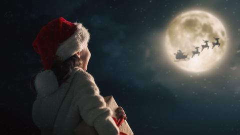 JÕULUVANAJÄLITAJA ⟩ Vaata, kus maailma nurgas jõuluvana parajasti kinke laiali jagab