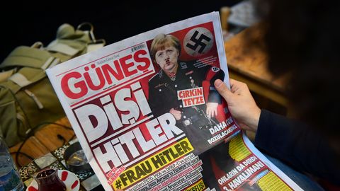 Президент Турции обвинил Ангелу Меркель в нацистских методах