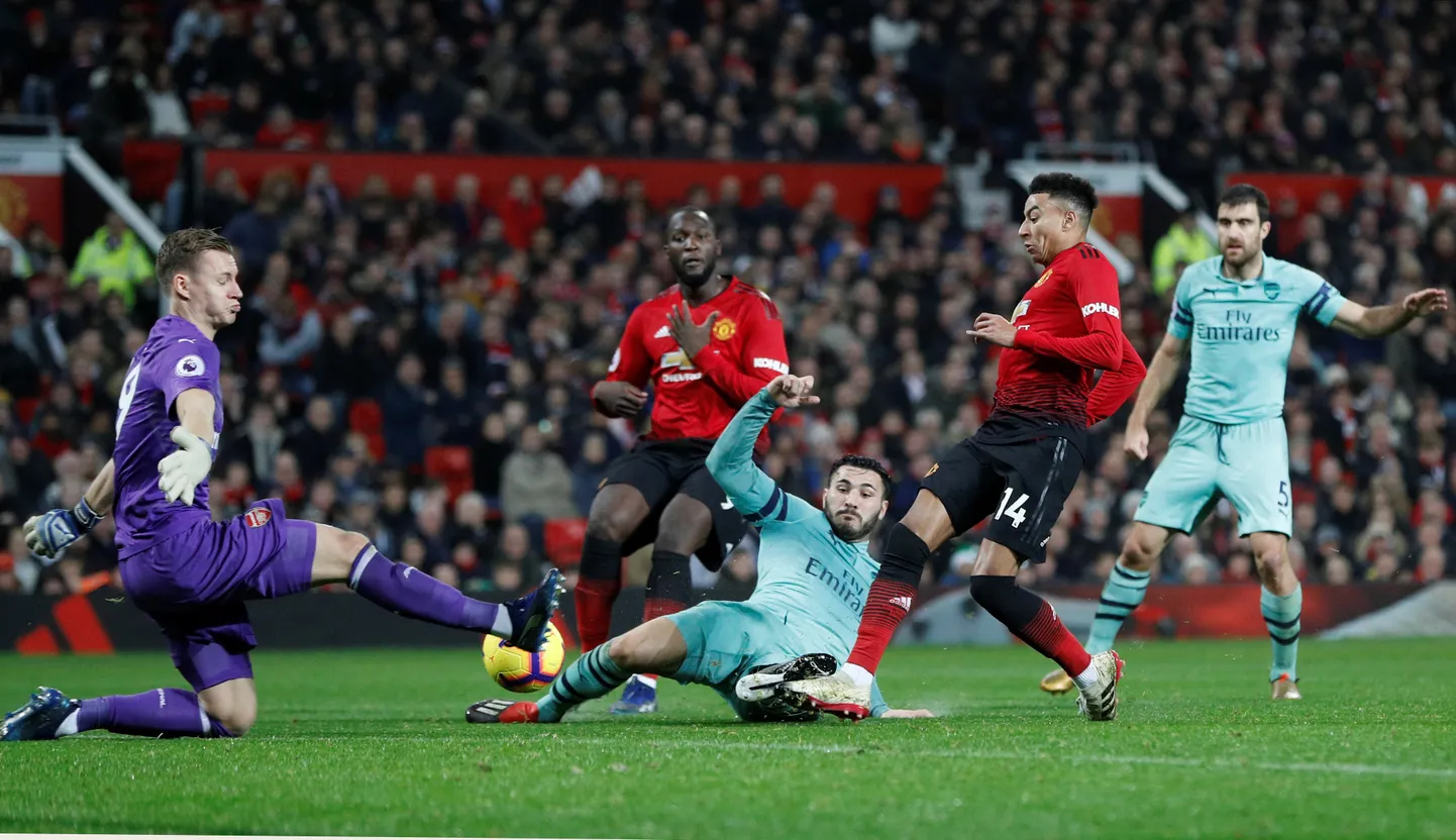 Jesse Lingard sai varba vahele Arsenali kaitseprohmakale ja vormistas lõppseisuks 2:2.