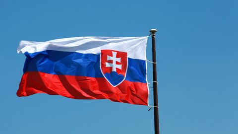 Slovākija atsāk tūristu vīzu izsniegšanu krieviem